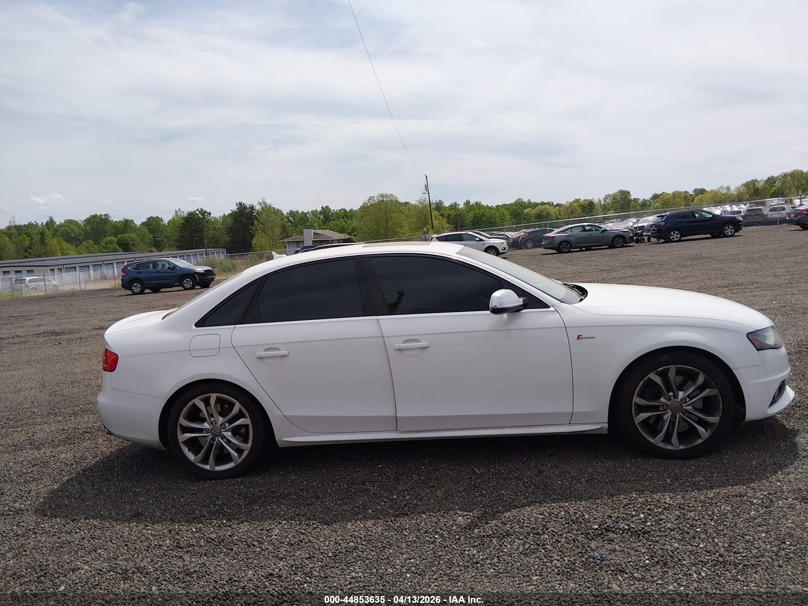 2011 Audi S4 Premium Plus Белый vin: WAUBGAFL7BA072724