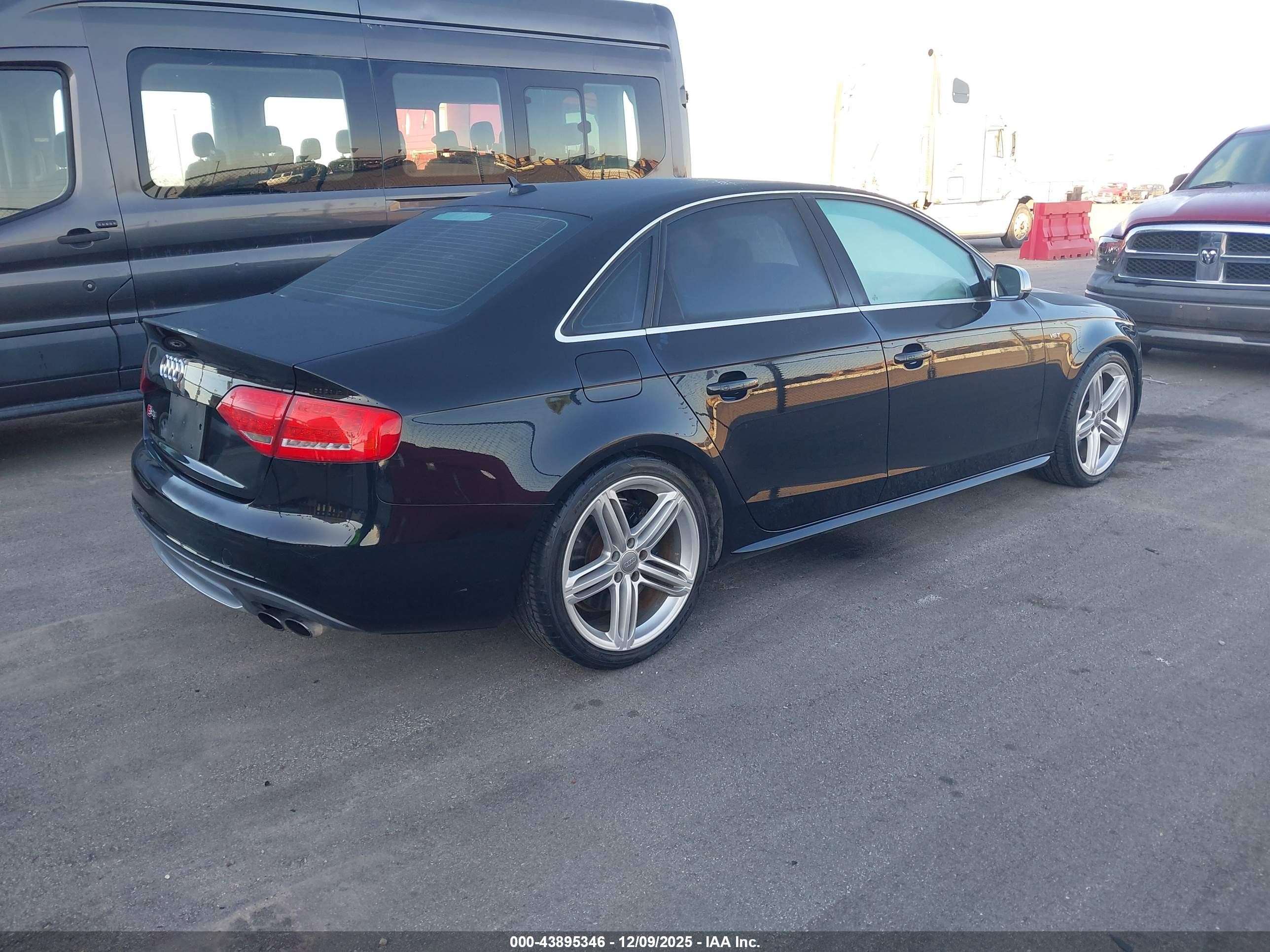 2012 Audi S4 3.0 Premium Plus Black vin: WAUBGAFL7CA009950