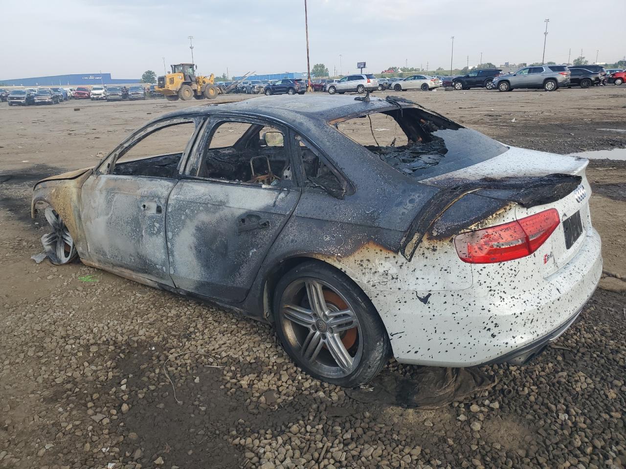 2013 Audi S4 Premium Plus Белый vin: WAUBGAFL7DA251851