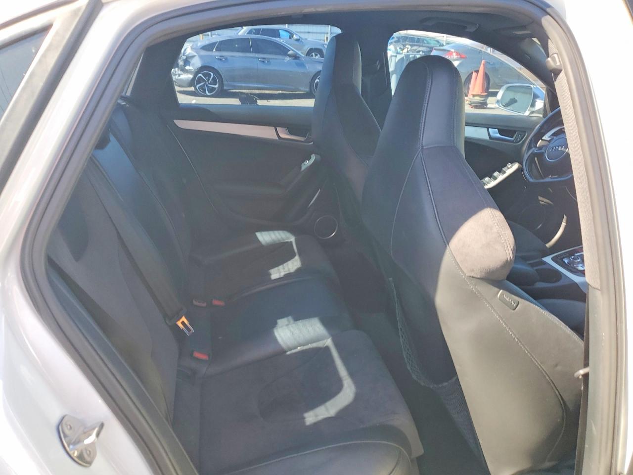 2013 Audi S4 Premium Plus White vin: WAUBGAFL8DA246271