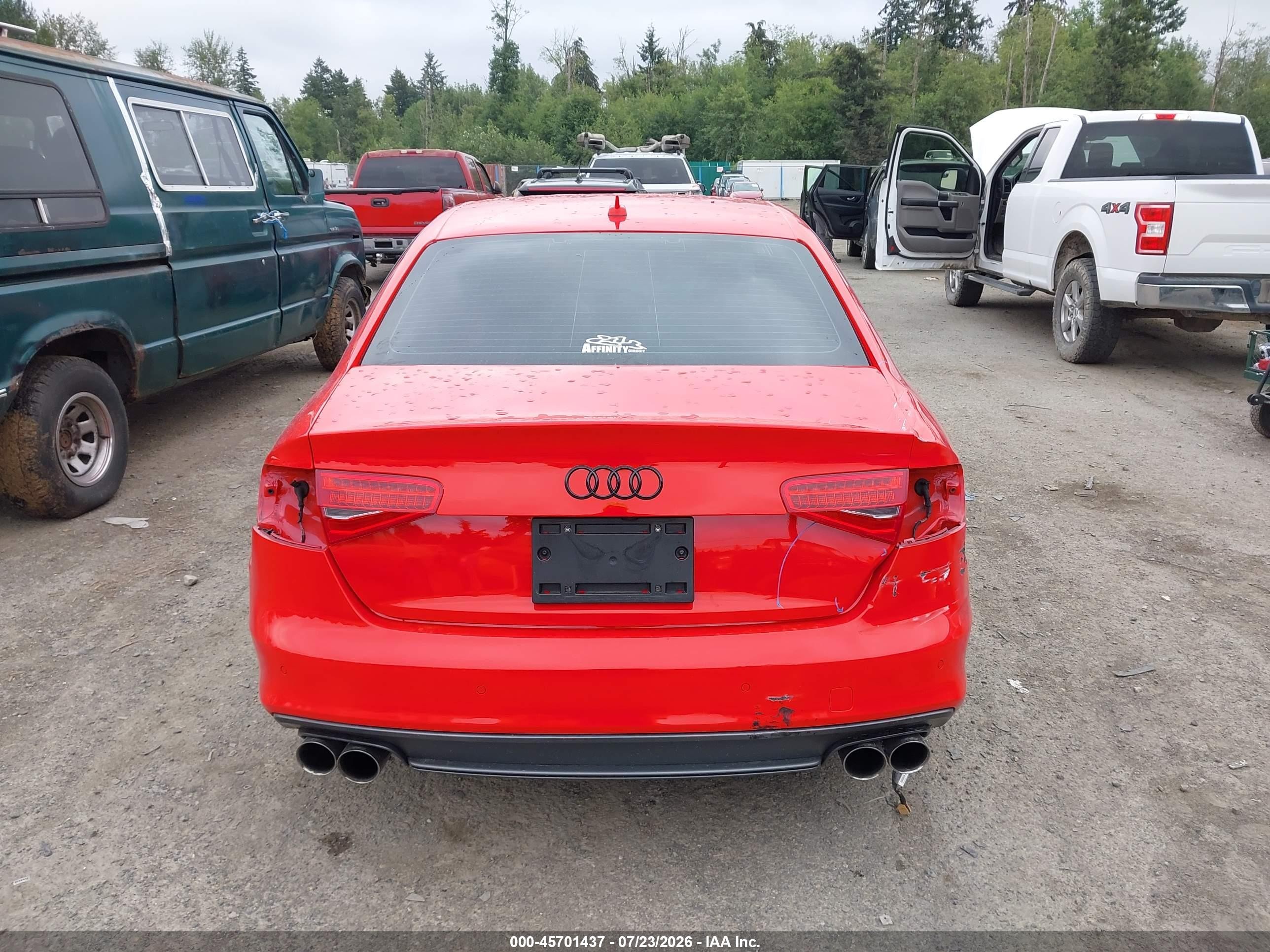 2014 Audi S4 3.0t Premium Plus Red vin: WAUBGAFL8EA150769