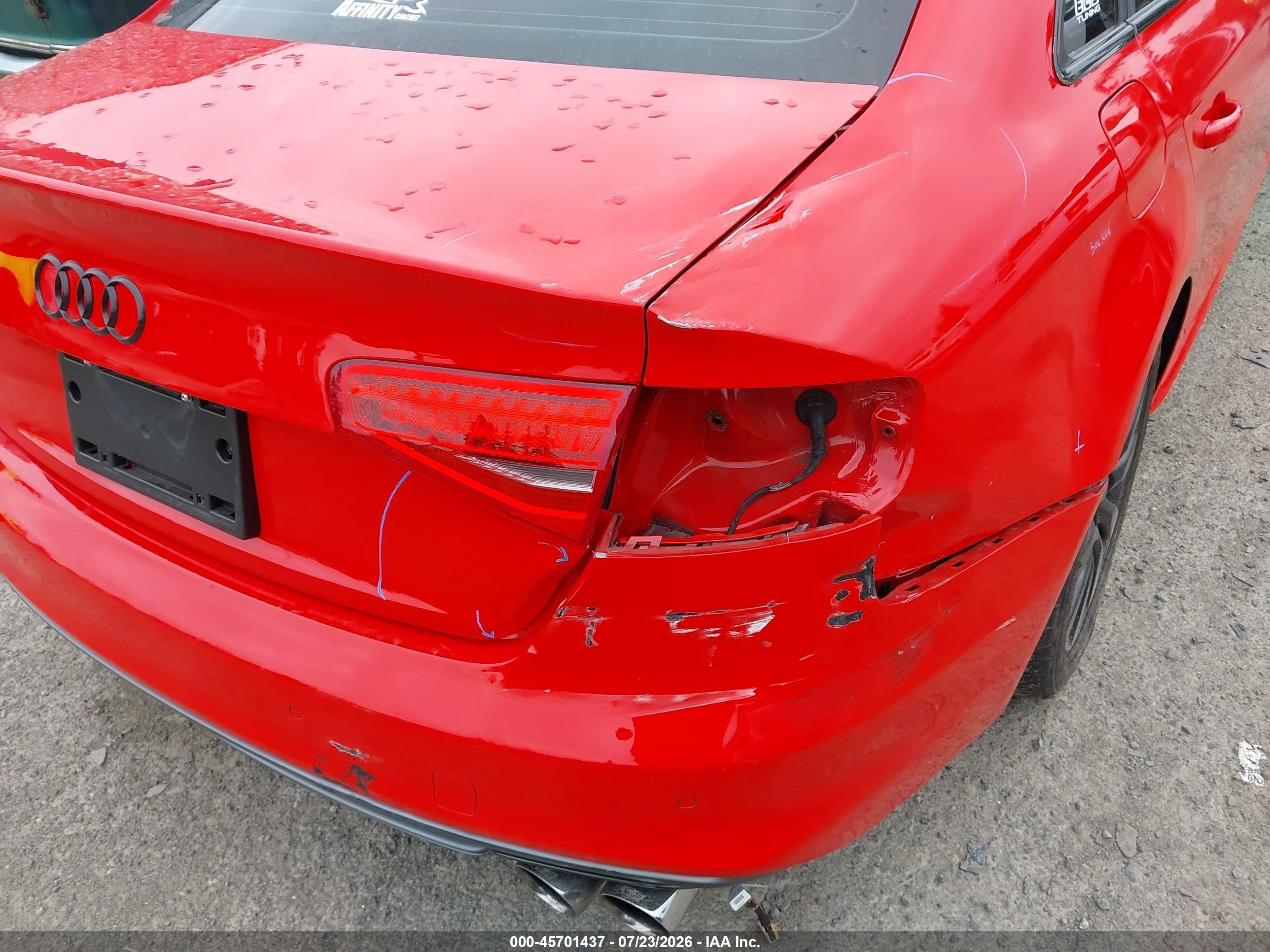 2014 Audi S4 3.0t Premium Plus Red vin: WAUBGAFL8EA150769