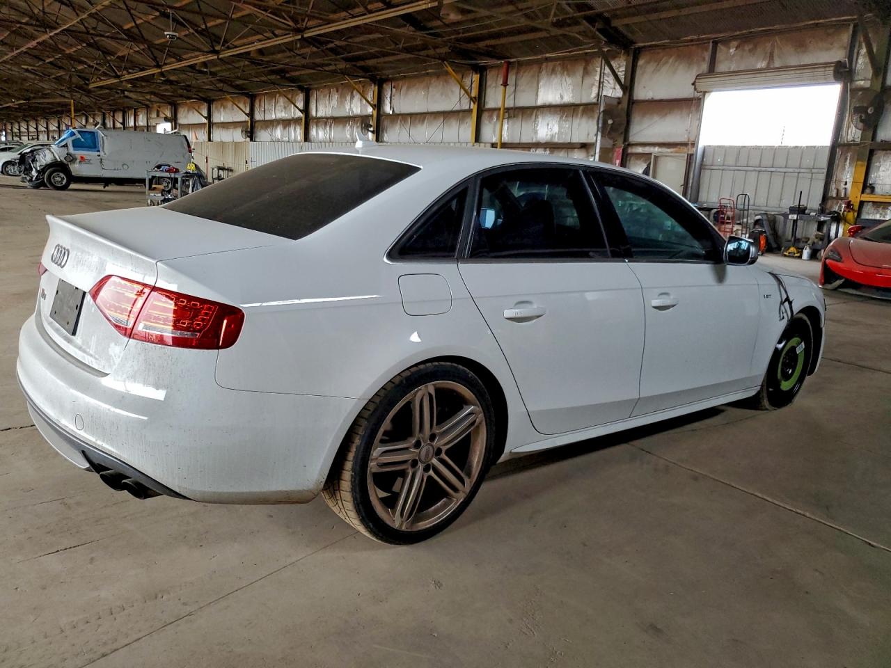 2010 Audi S4 Premium Plus White vin: WAUBGAFL9AA178431