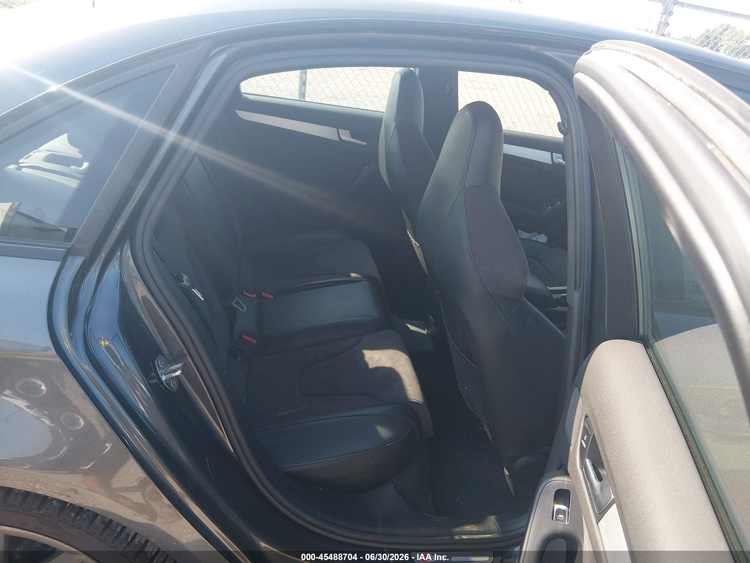 2015 Audi S4 3.0t Premium Plus Серый vin: WAUBGAFL9FA120939