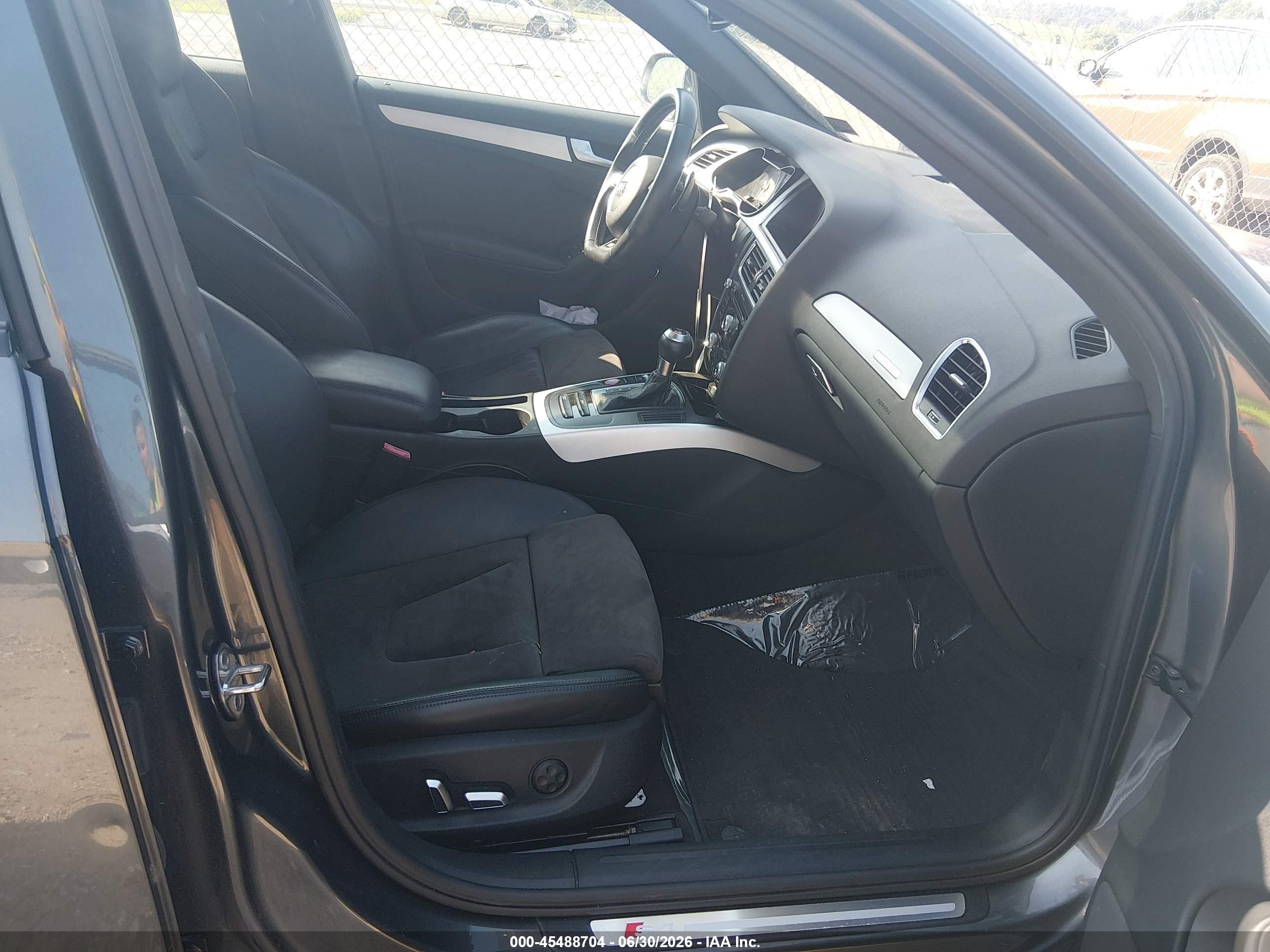 2015 Audi S4 3.0t Premium Plus Серый vin: WAUBGAFL9FA120939