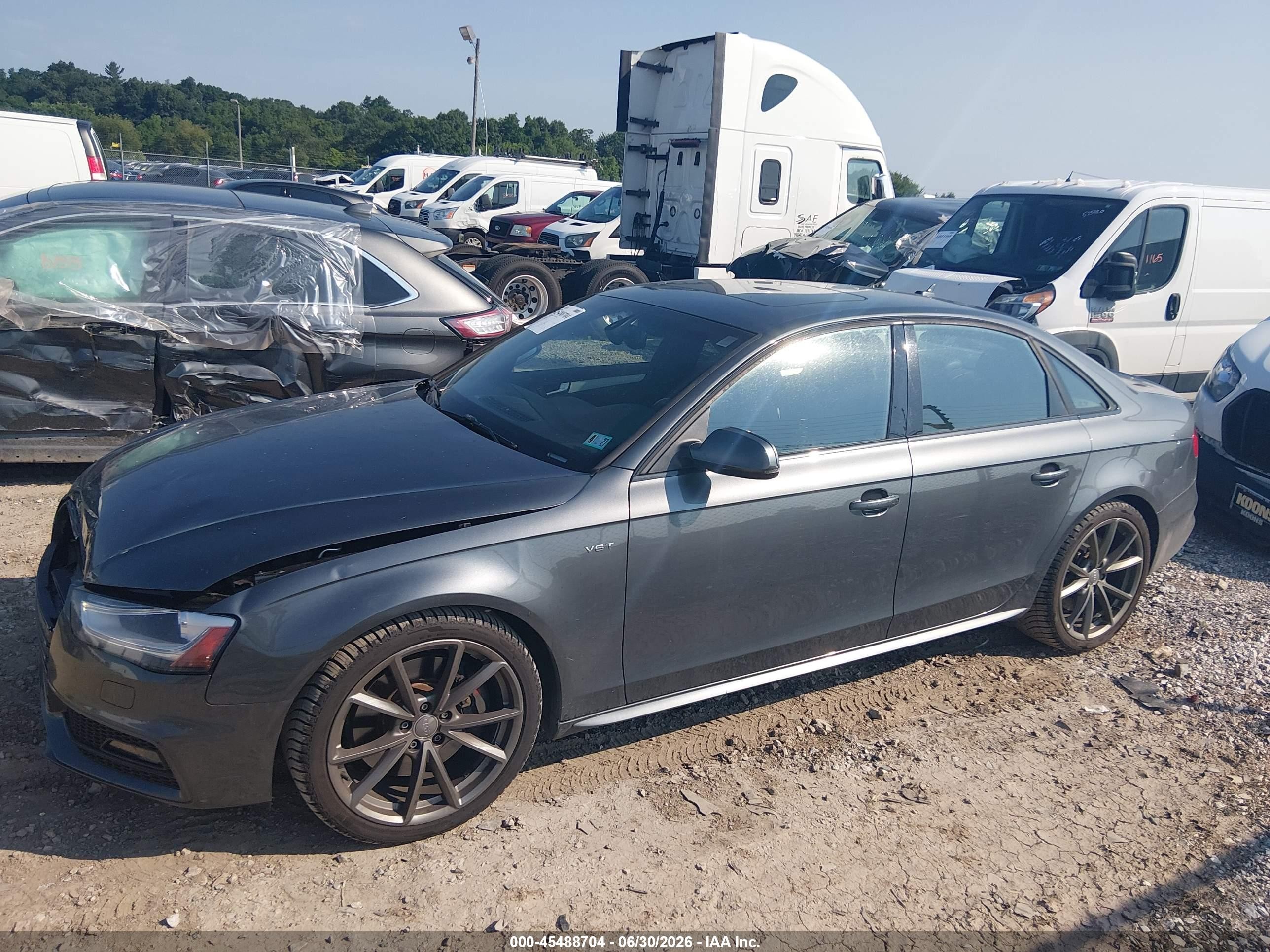 2015 Audi S4 3.0t Premium Plus Серый vin: WAUBGAFL9FA120939