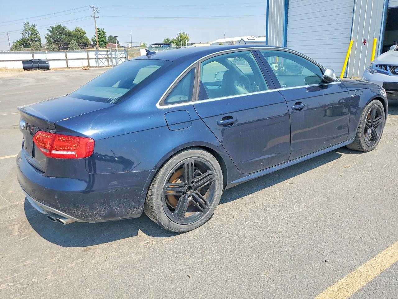 2010 Audi S4 Premium Plus Black vin: WAUBGAFLXAA072442