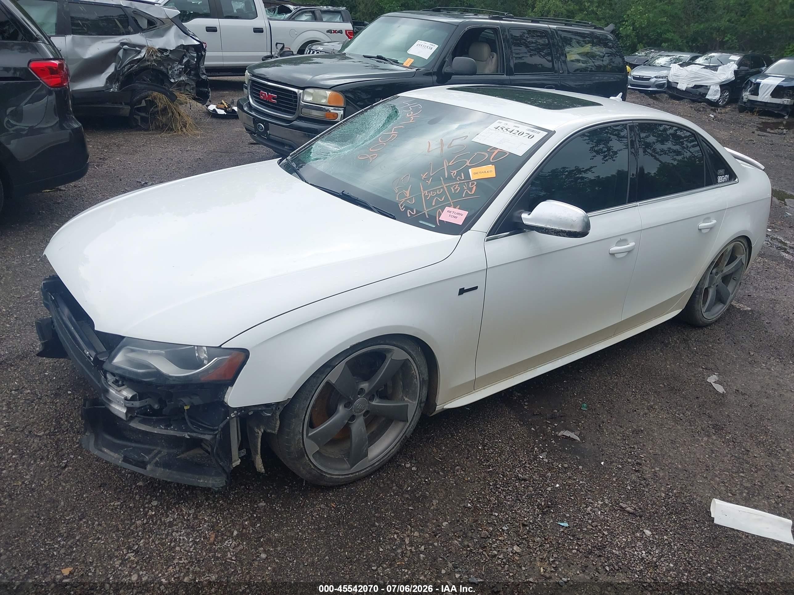 2010 Audi S4 3.0 Premium Plus White vin: WAUBGAFLXAA147429