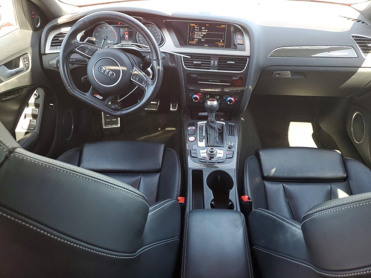 2015 Audi S4 Premium Plus Red vin: WAUBGAFLXFA072223