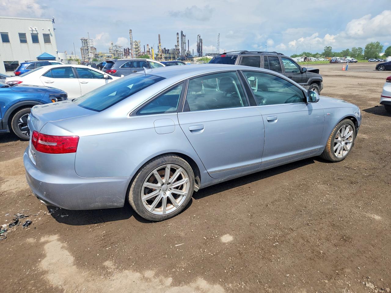 2011 Audi A6 Premium Silver vin: WAUBGCFB6BN021050