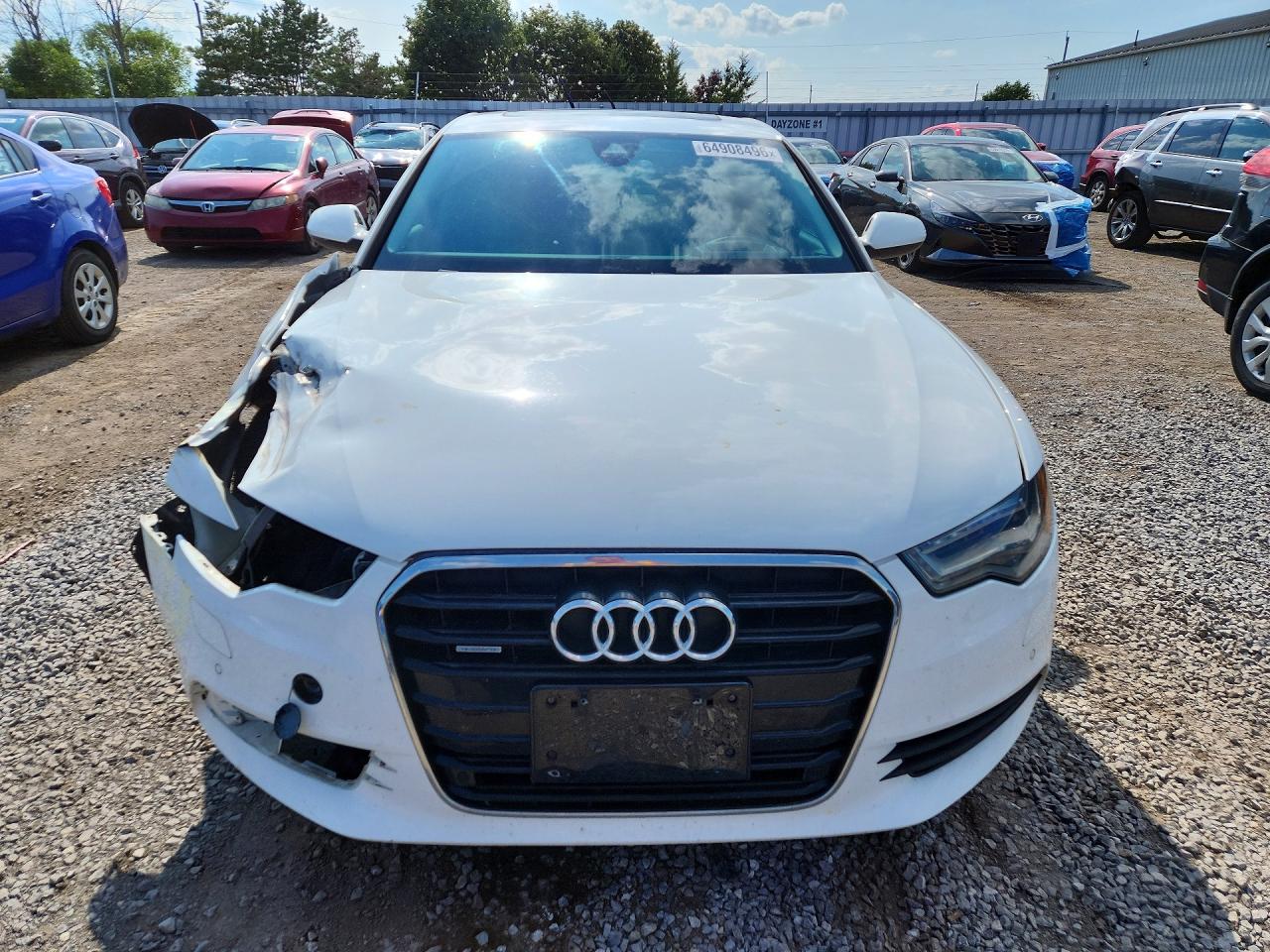 2012 Audi A6 Quattro White vin: WAUBGCFCXCN007064