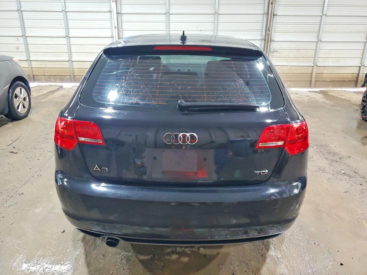 2013 Audi A3 Premium Black vin: WAUBJAFM1DA011396