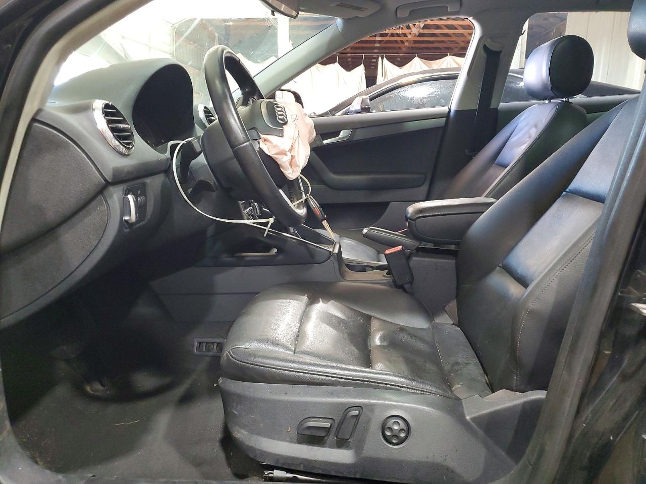 2013 Audi A3 Premium Black vin: WAUBJAFM1DA011396