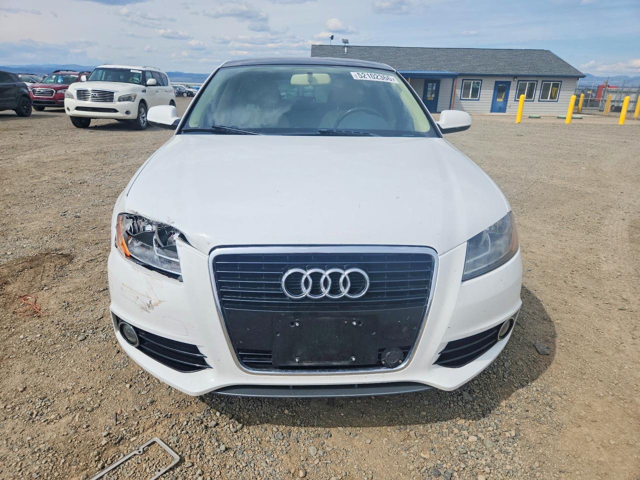 2013 Audi A3 Premium White vin: WAUBJAFM9DA022744