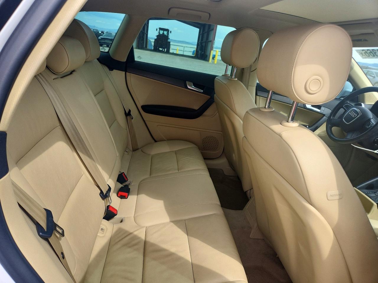 2013 Audi A3 Premium White vin: WAUBJAFM9DA022744