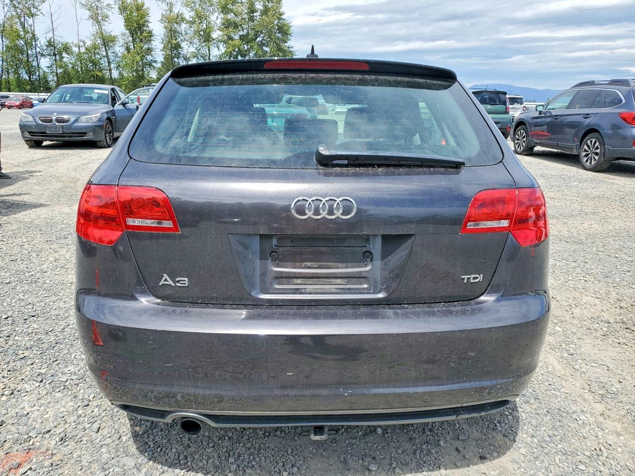 2013 Audi A3 Premium Серый vin: WAUBJAFMXDA009842
