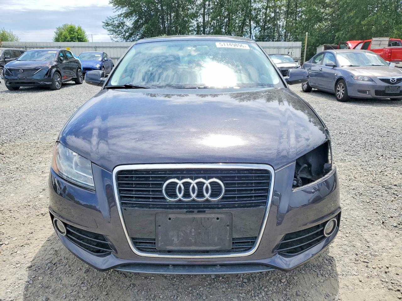 2013 Audi A3 Premium Серый vin: WAUBJAFMXDA009842