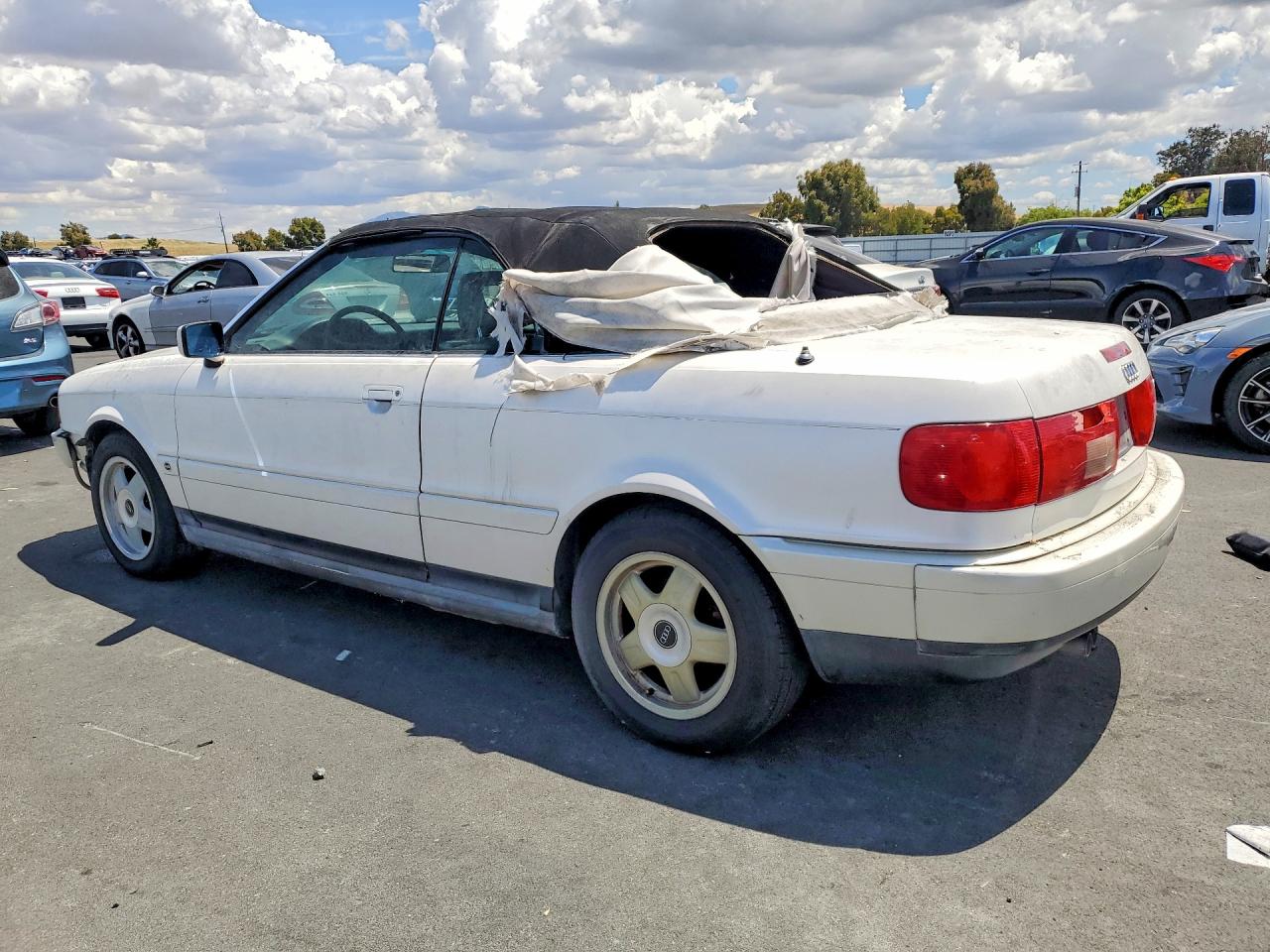 1994 Audi Cabriolet White vin: WAUBL88G6RA003537