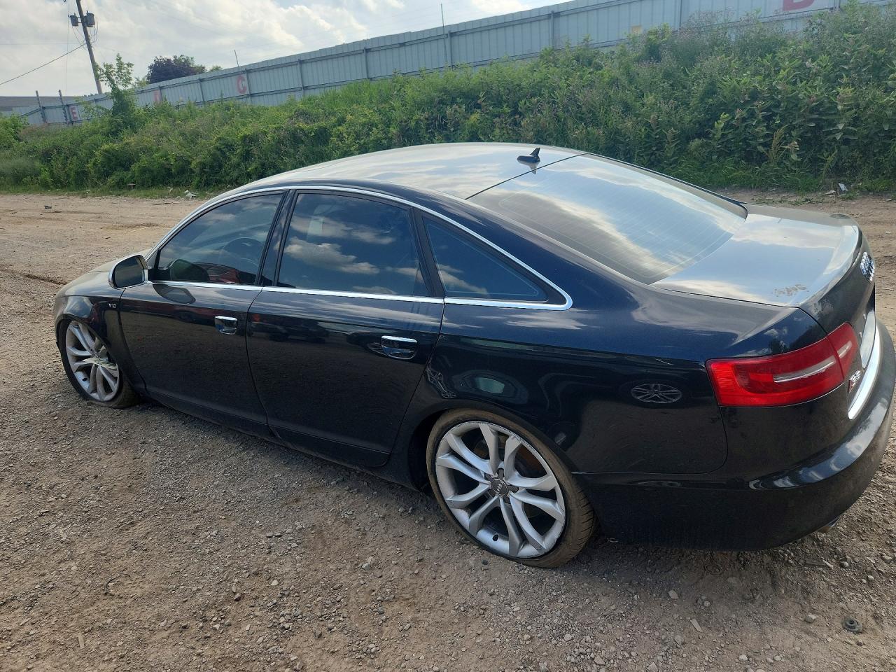 2011 Audi S6 Prestige Черный vin: WAUBNAFB5BN024029