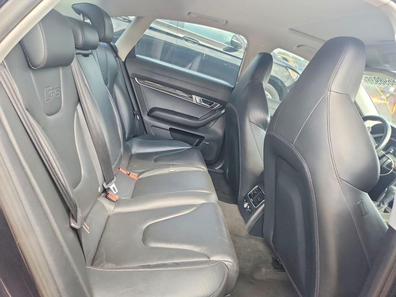 2011 Audi S6 Prestige Черный vin: WAUBNAFB5BN024029
