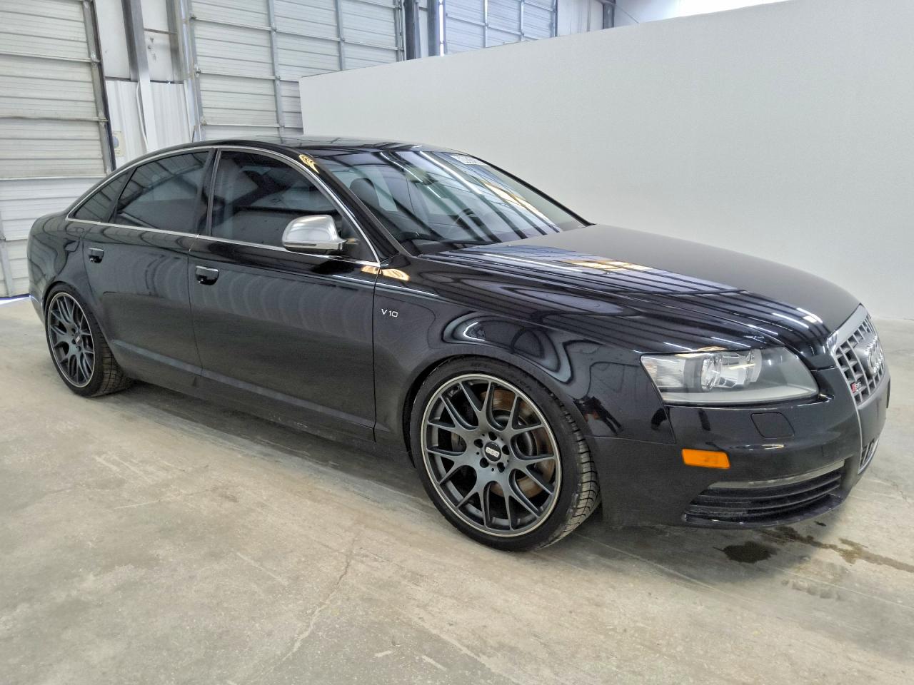 2011 Audi S6 Prestige Black vin: WAUBNAFB7BN013307