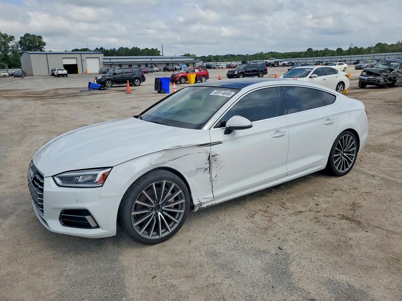 2018 Audi A5 Premium Plus White vin: WAUBNCF53JA110984