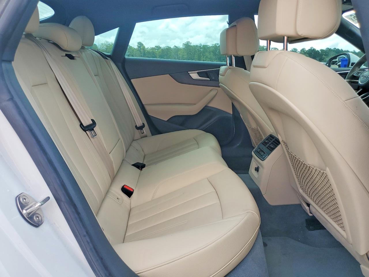 2018 Audi A5 Premium Plus White vin: WAUBNCF53JA110984