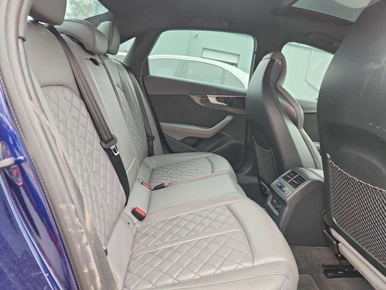 2021 Audi S4 Prestige Blue vin: WAUC4AF42MA065141
