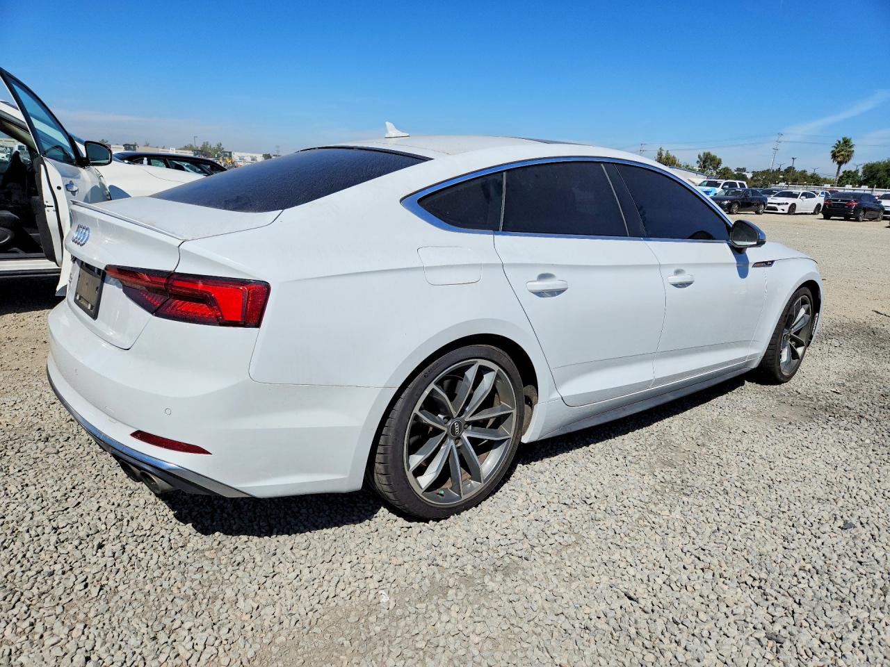 2018 Audi S5 Prestige White vin: WAUC4CF54JA012778