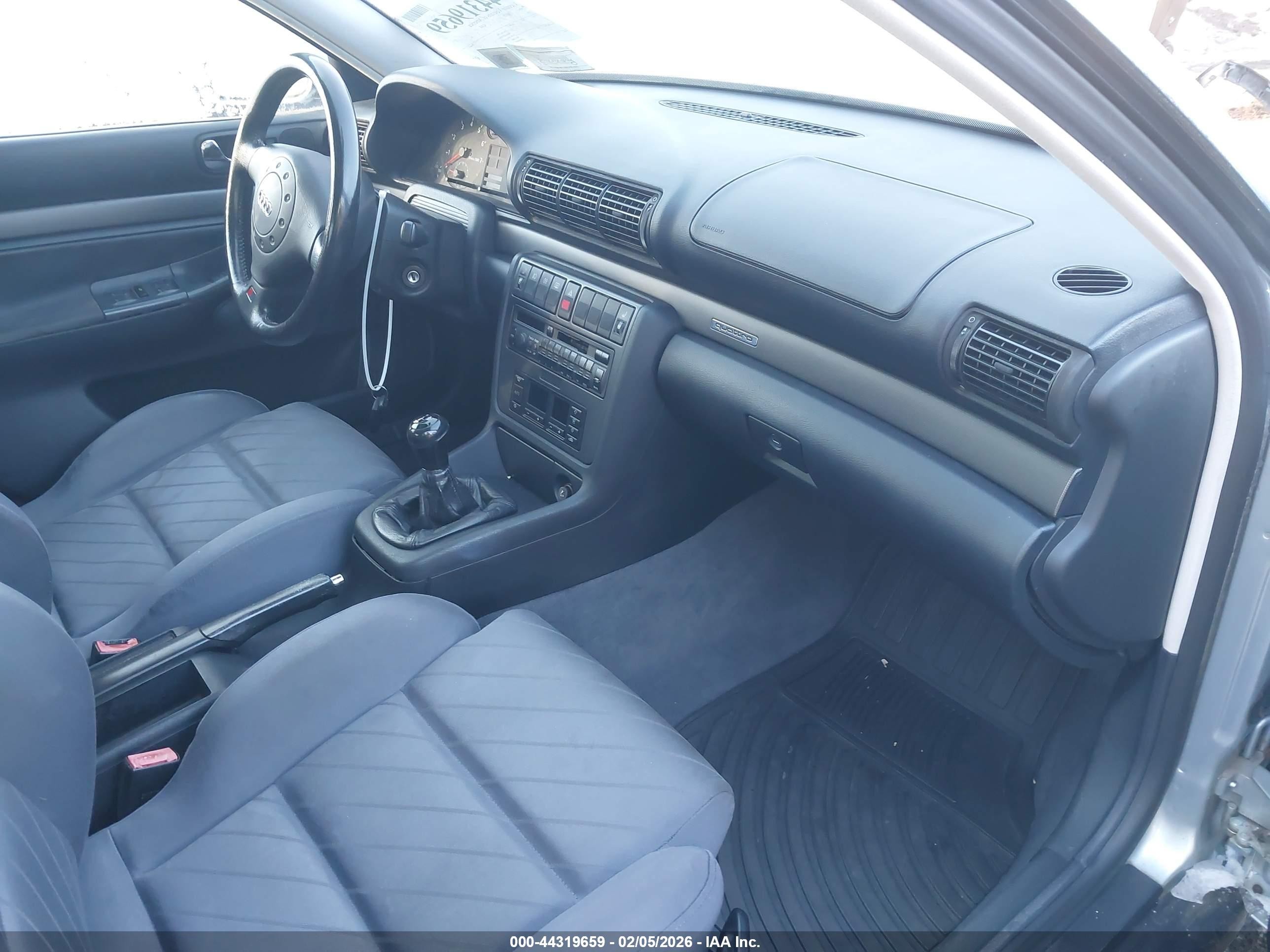 1997 Audi A4 1.8 T Silver vin: WAUCB88D6VA197929