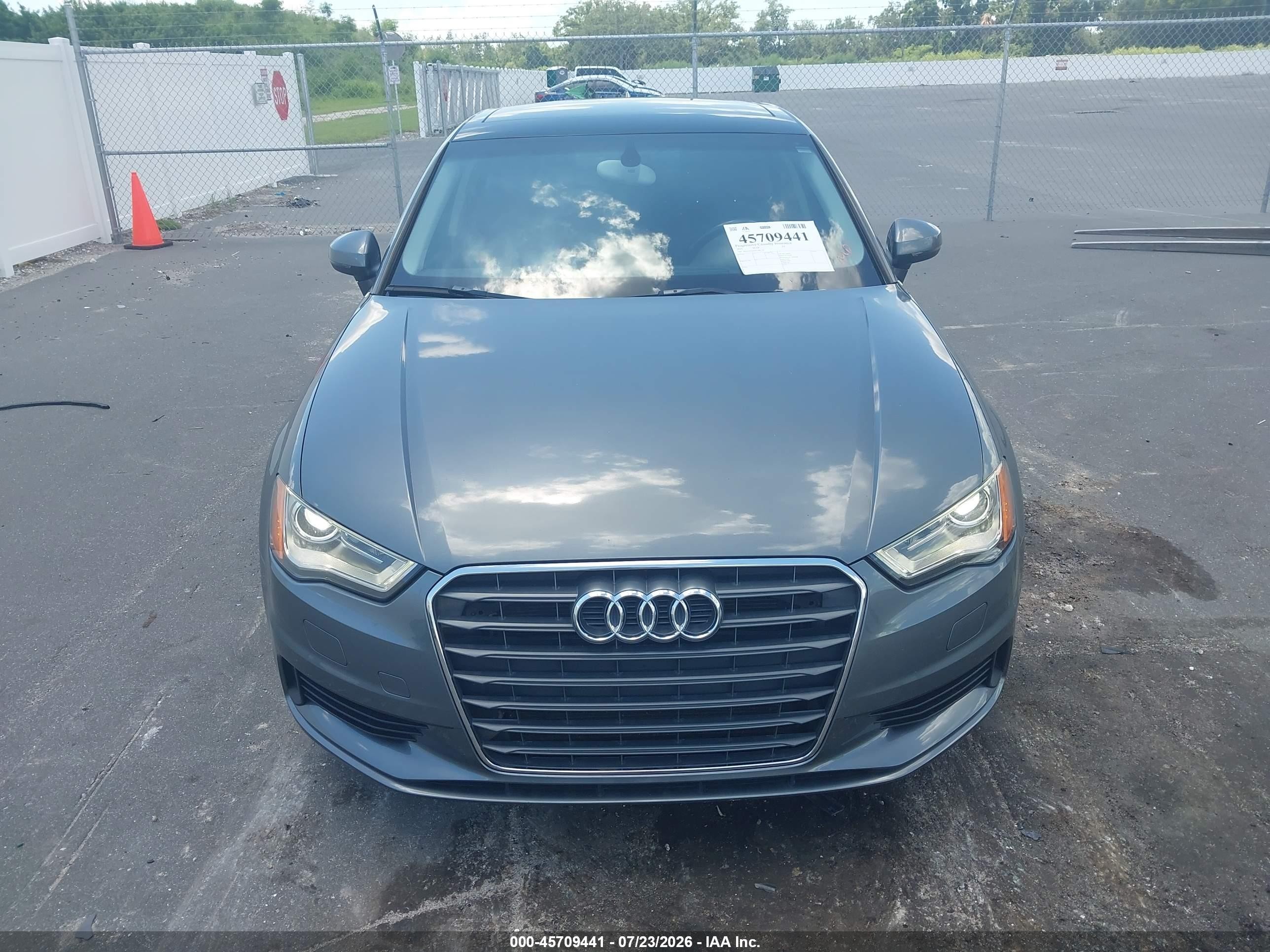 2015 Audi A3 1.8t Premium Gray vin: WAUCCGFF0F1005126