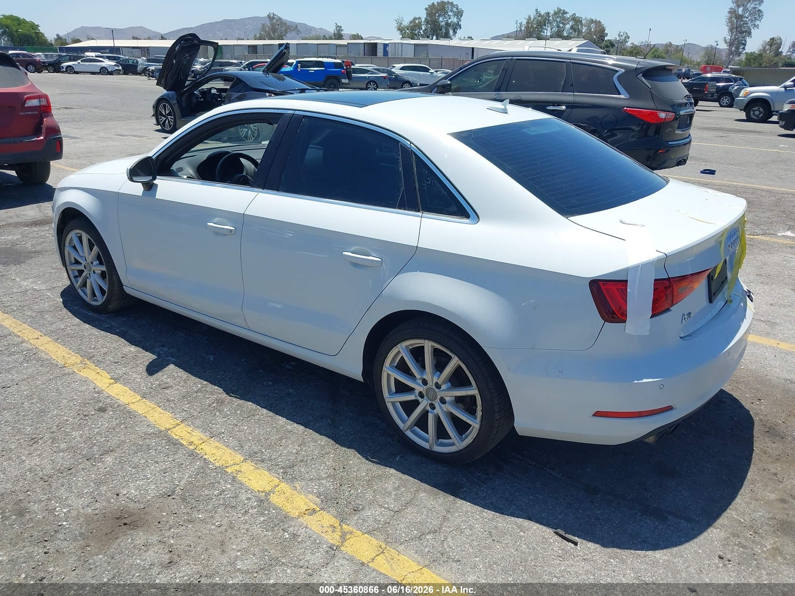 2015 Audi A3 1.8t Premium White vin: WAUCCGFF0F1081509