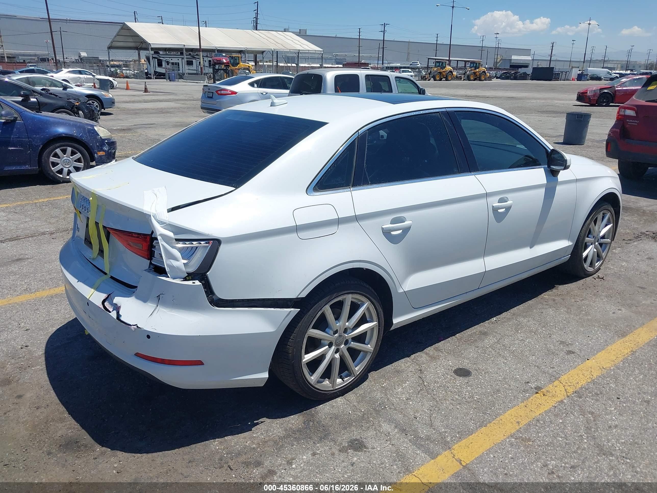 2015 Audi A3 1.8t Premium White vin: WAUCCGFF0F1081509