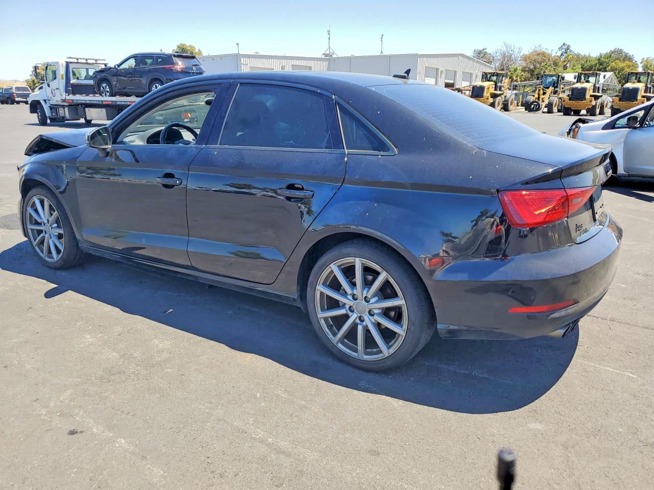 2015 Audi A3 Premium Plus Черный vin: WAUCCGFF2F1006505