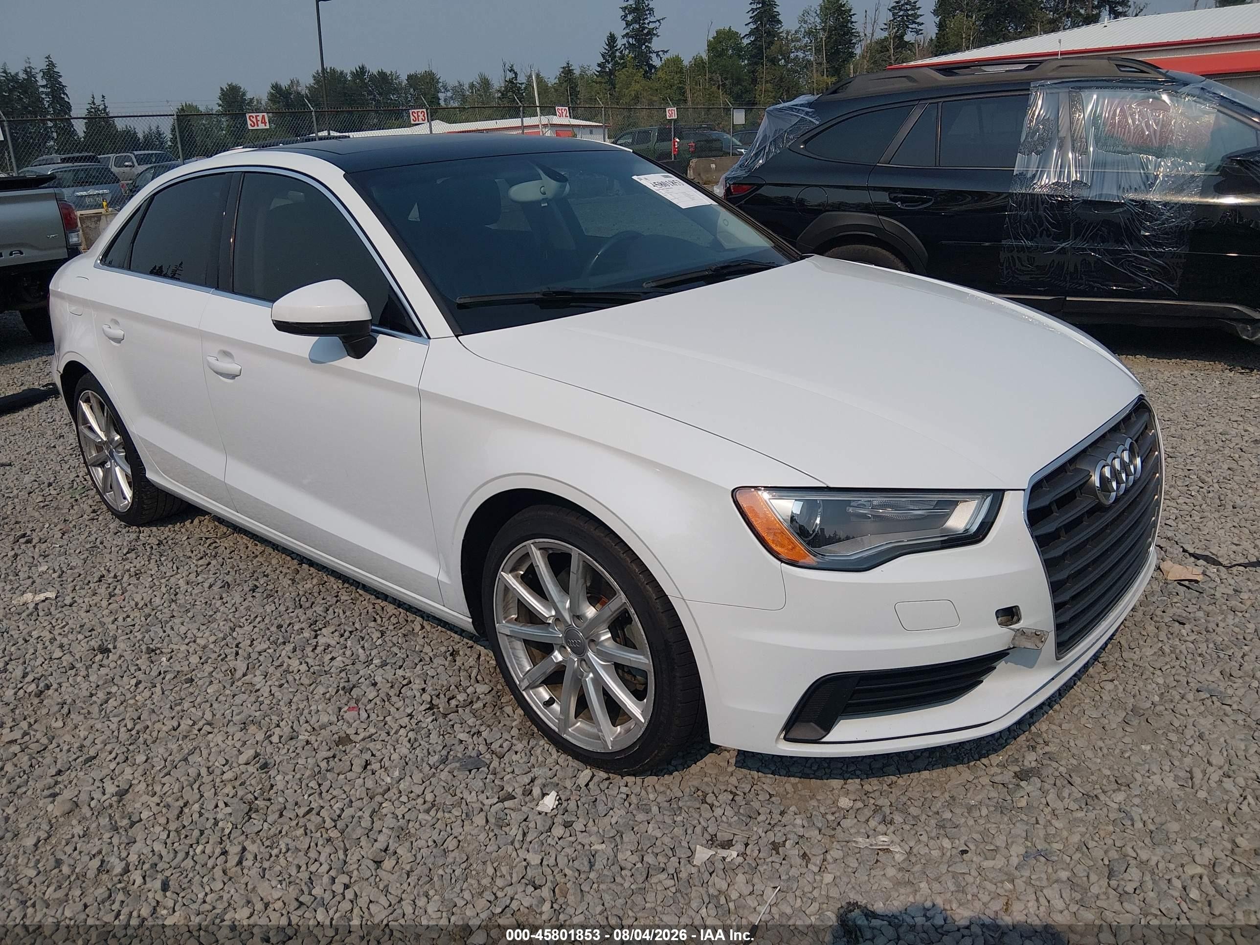 2015 Audi A3 1.8t Premium White vin: WAUCCGFF2F1011560