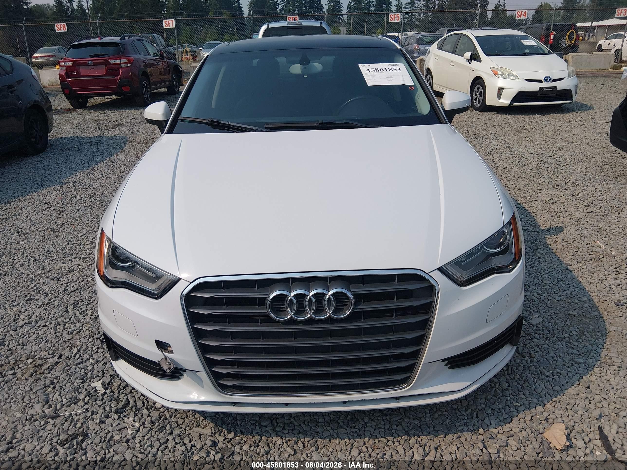 2015 Audi A3 1.8t Premium White vin: WAUCCGFF2F1011560