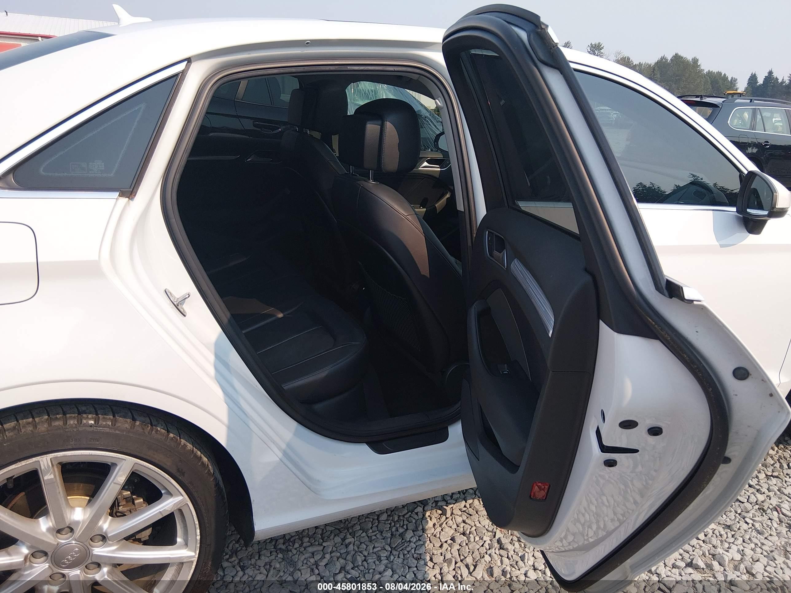 2015 Audi A3 1.8t Premium White vin: WAUCCGFF2F1011560