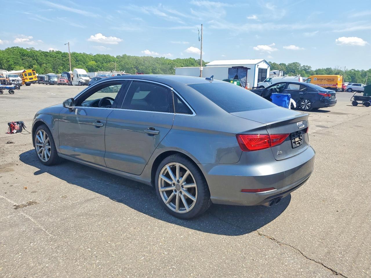 2015 Audi A3 Premium Plus Серый vin: WAUCCGFF6F1040415