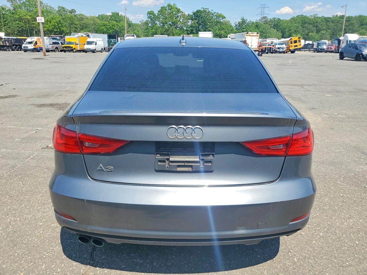 2015 Audi A3 Premium Plus Серый vin: WAUCCGFF6F1040415