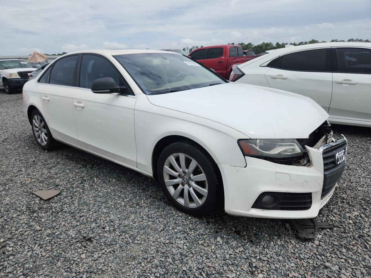 2009 Audi A4 Premium White vin: WAUCF78K49N076392