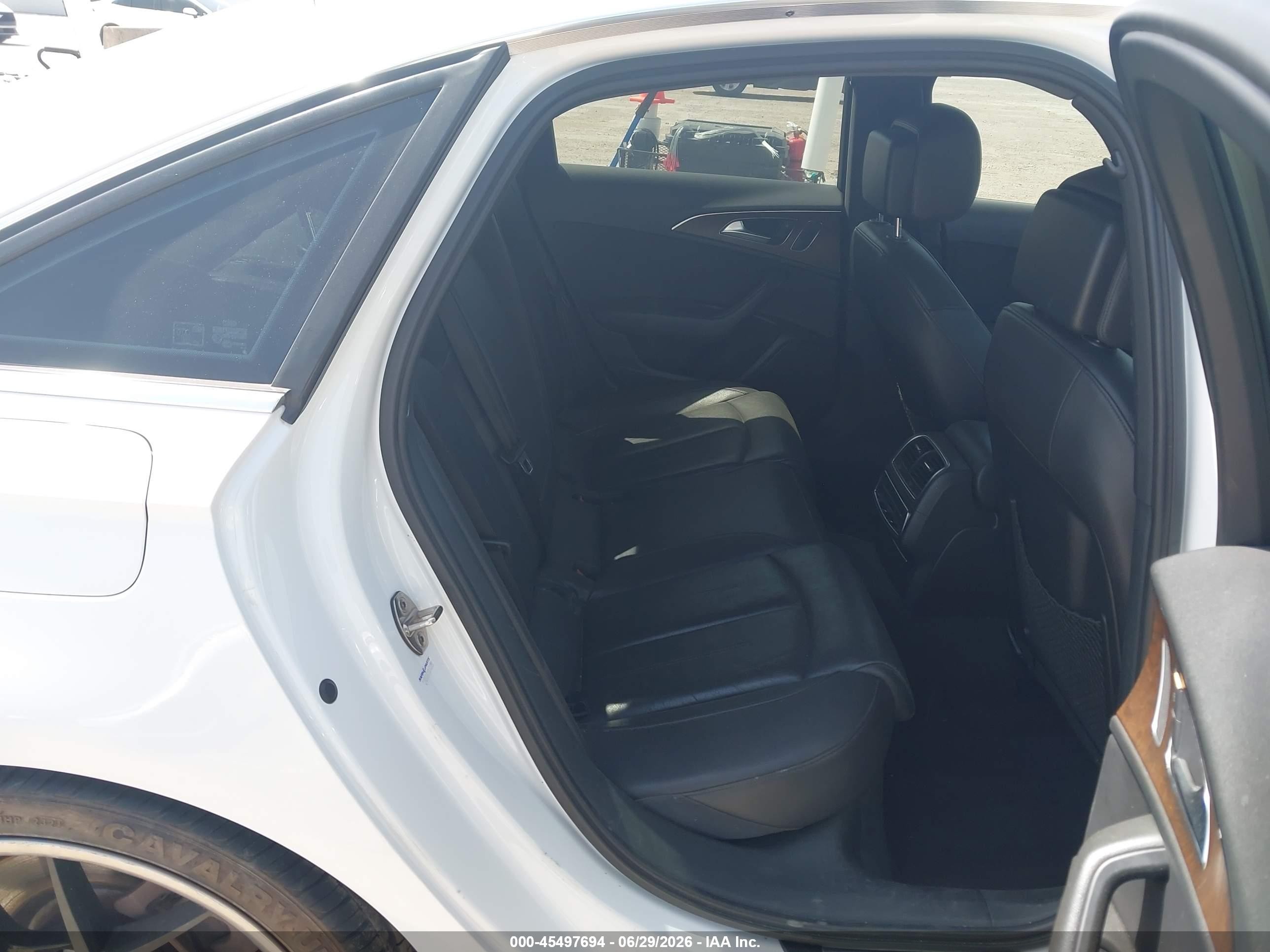 2015 Audi A6 2.0t Premium White vin: WAUCFAFC6FN013430