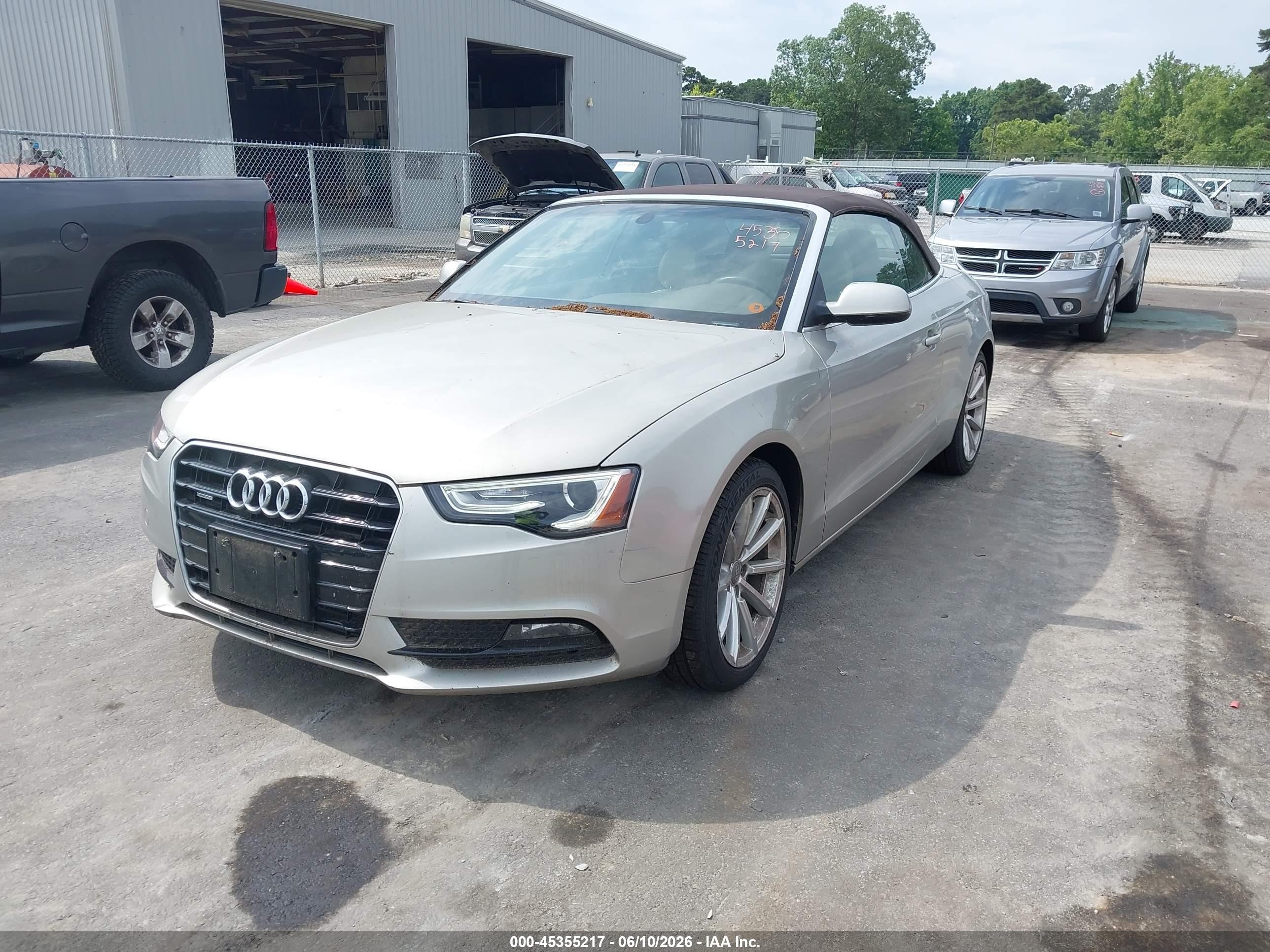 2015 Audi A5 2.0t Premium Silver vin: WAUCFAFH6FN003699