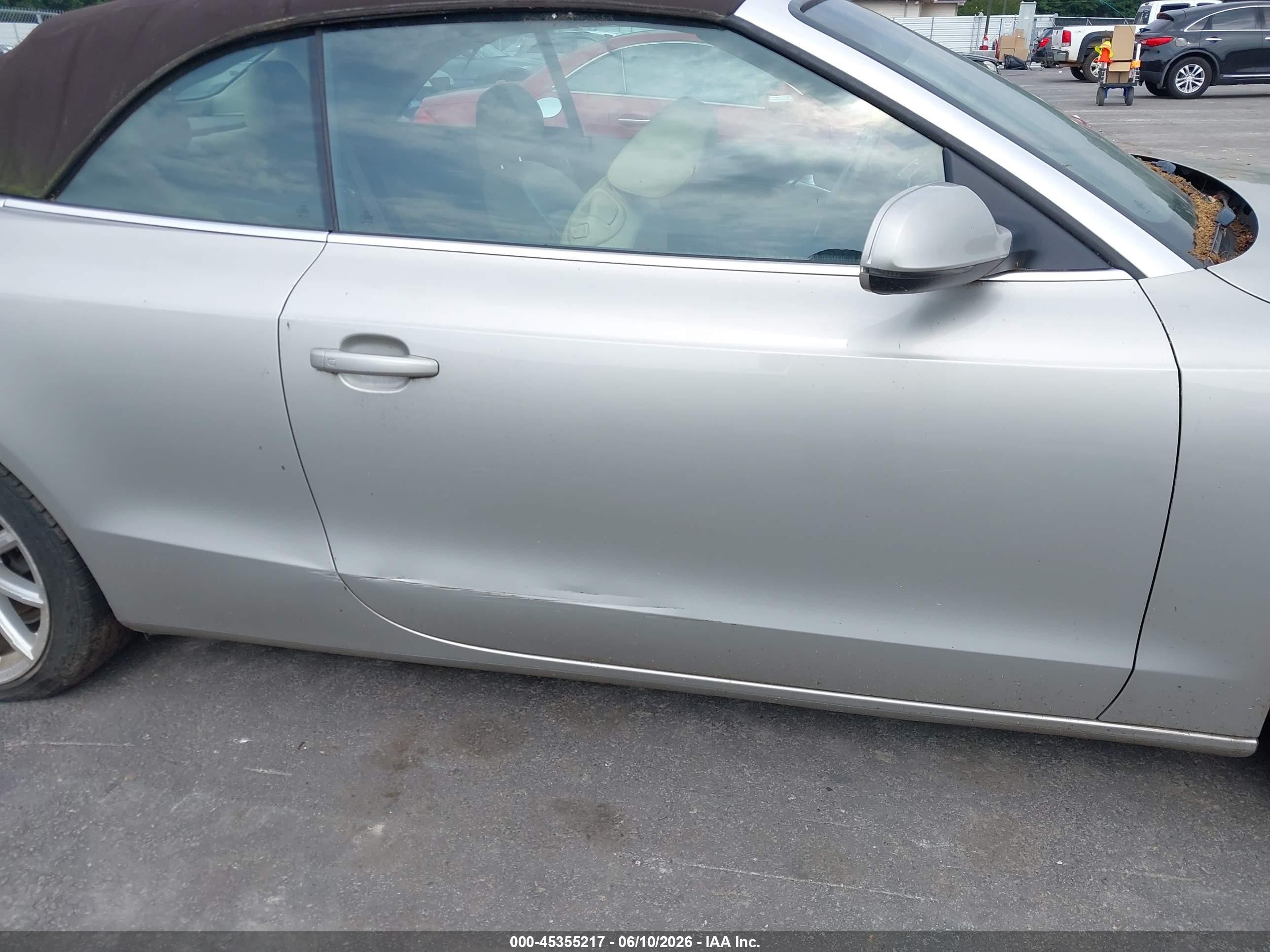 2015 Audi A5 2.0t Premium Silver vin: WAUCFAFH6FN003699