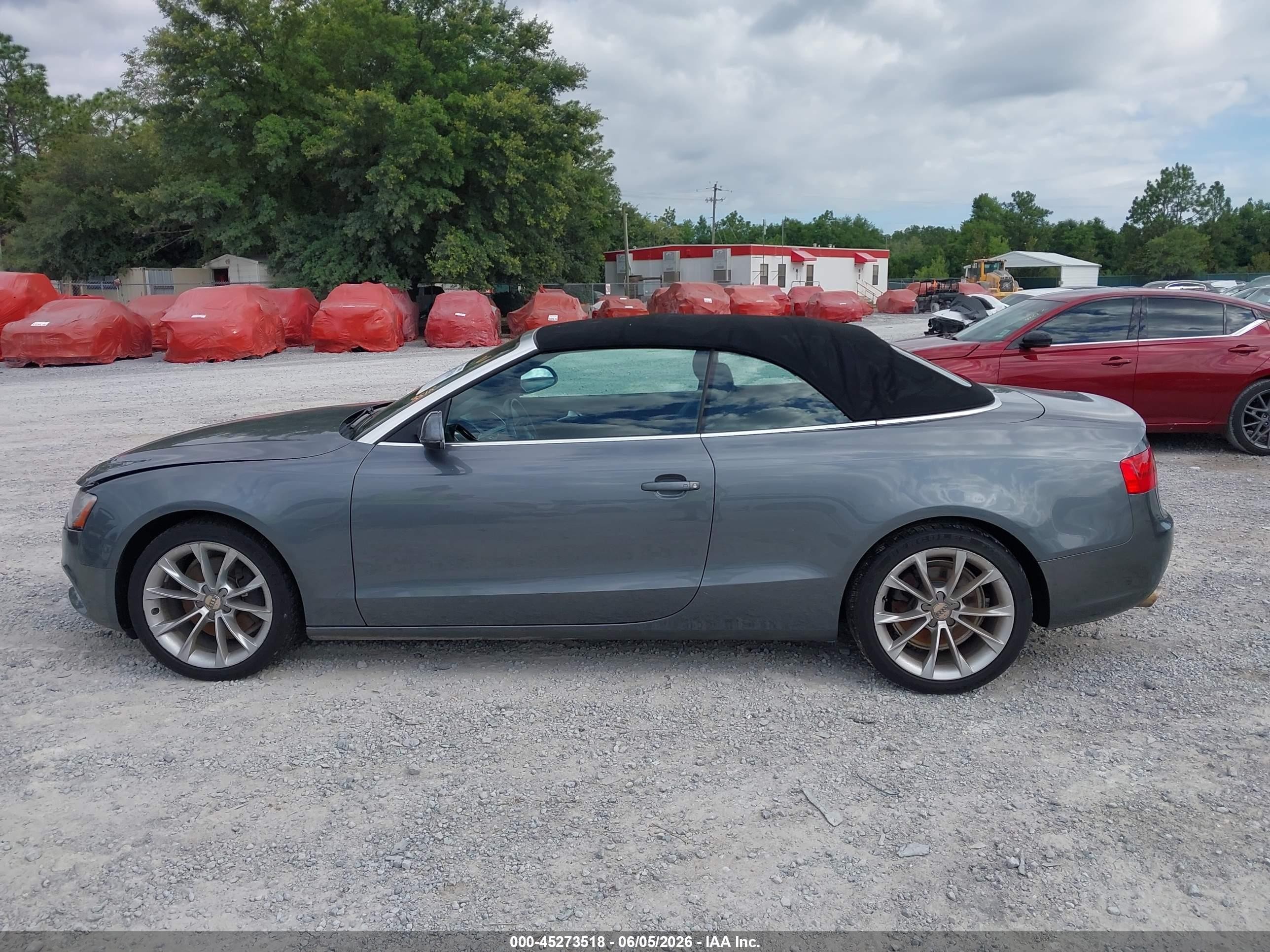 2013 Audi A5 2.0t Premium Gray vin: WAUCFAFH9DN004715