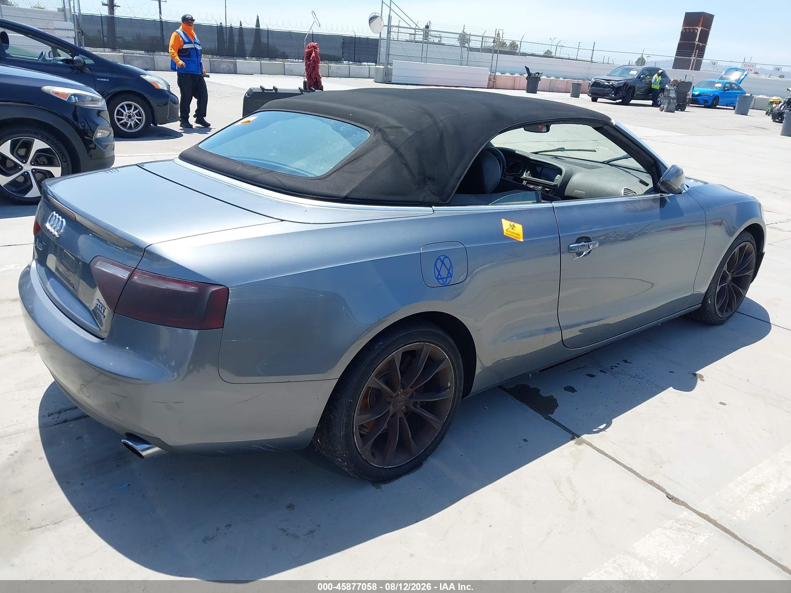 2013 Audi A5 2.0t Premium Gray vin: WAUCFAFH9DN018128