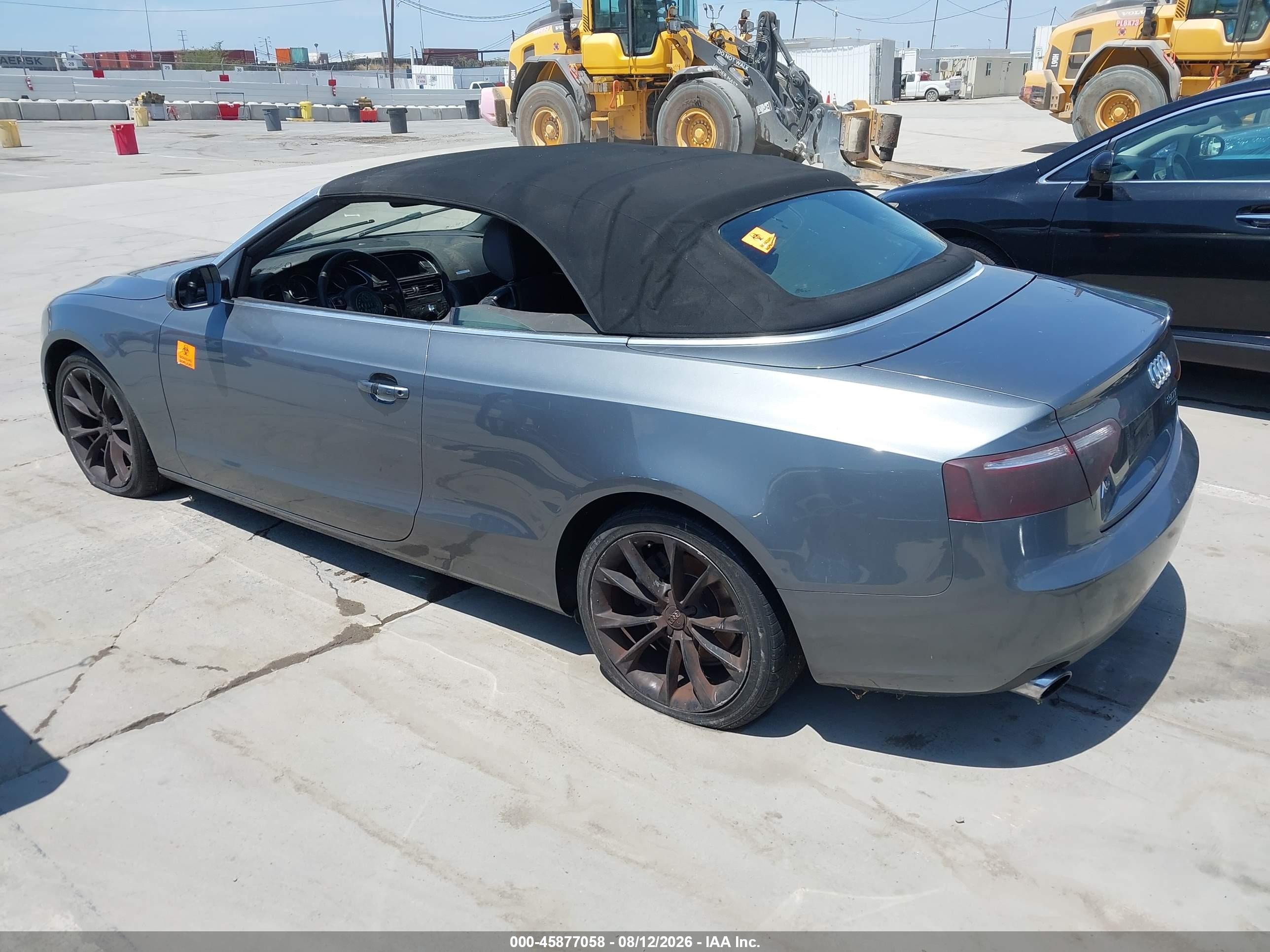2013 Audi A5 2.0t Premium Gray vin: WAUCFAFH9DN018128