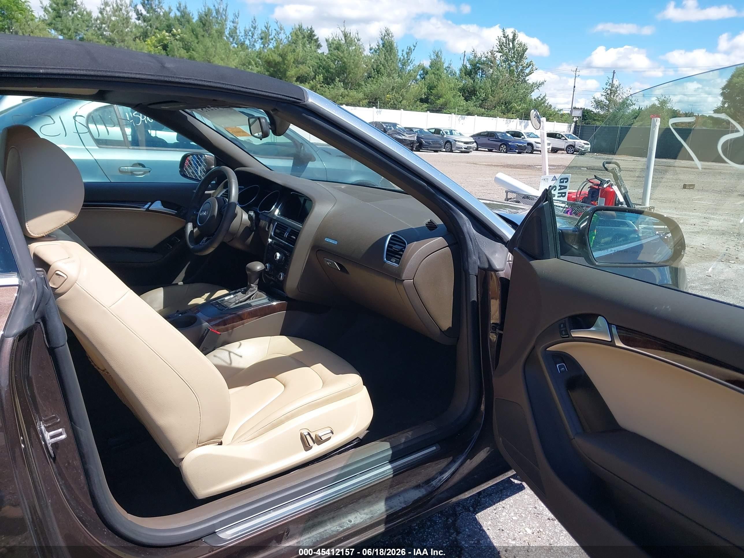 2014 Audi A5 2.0t Premium Dark Brown vin: WAUCFAFHXEN006362