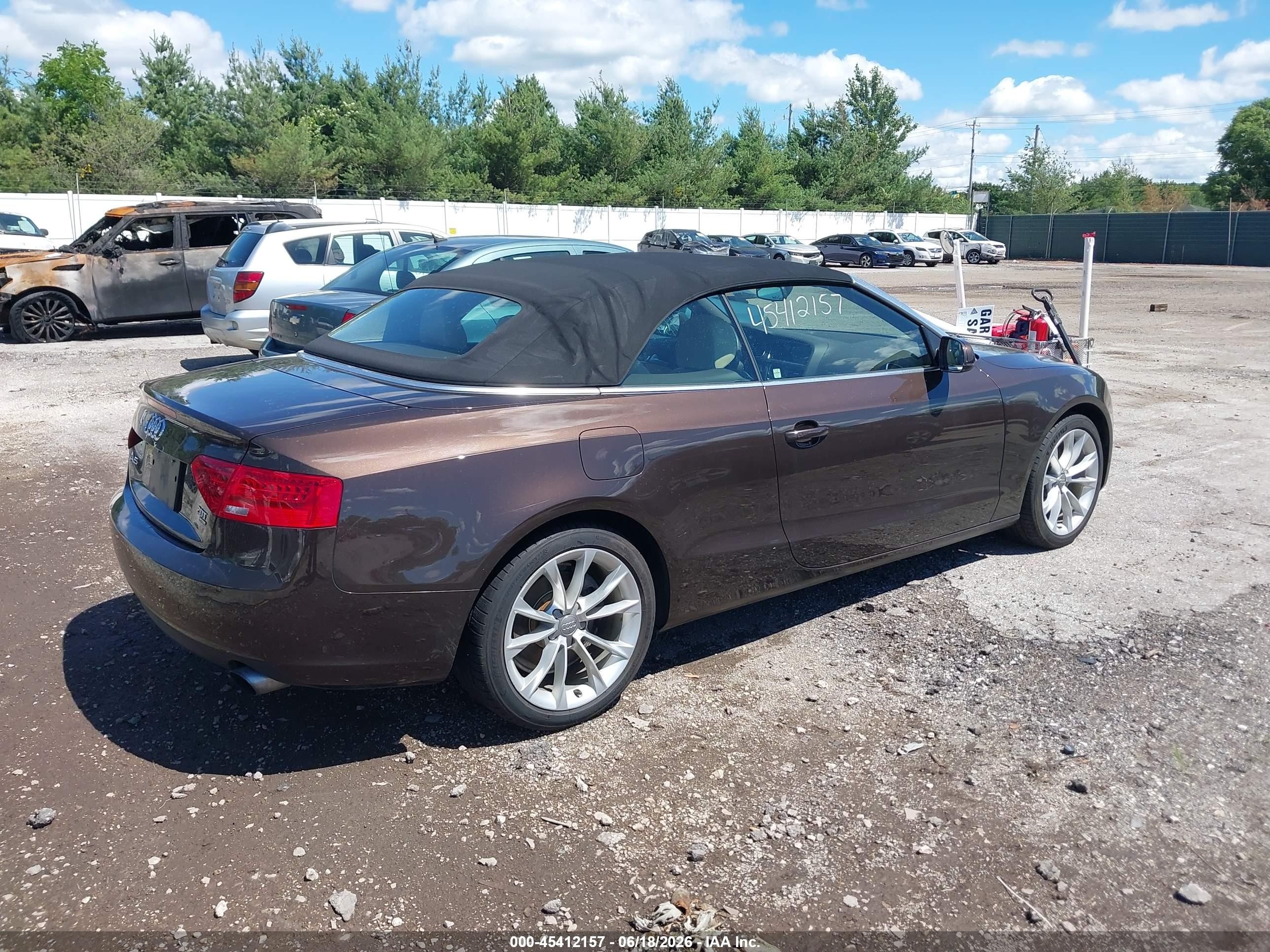 2014 Audi A5 2.0t Premium Dark Brown vin: WAUCFAFHXEN006362