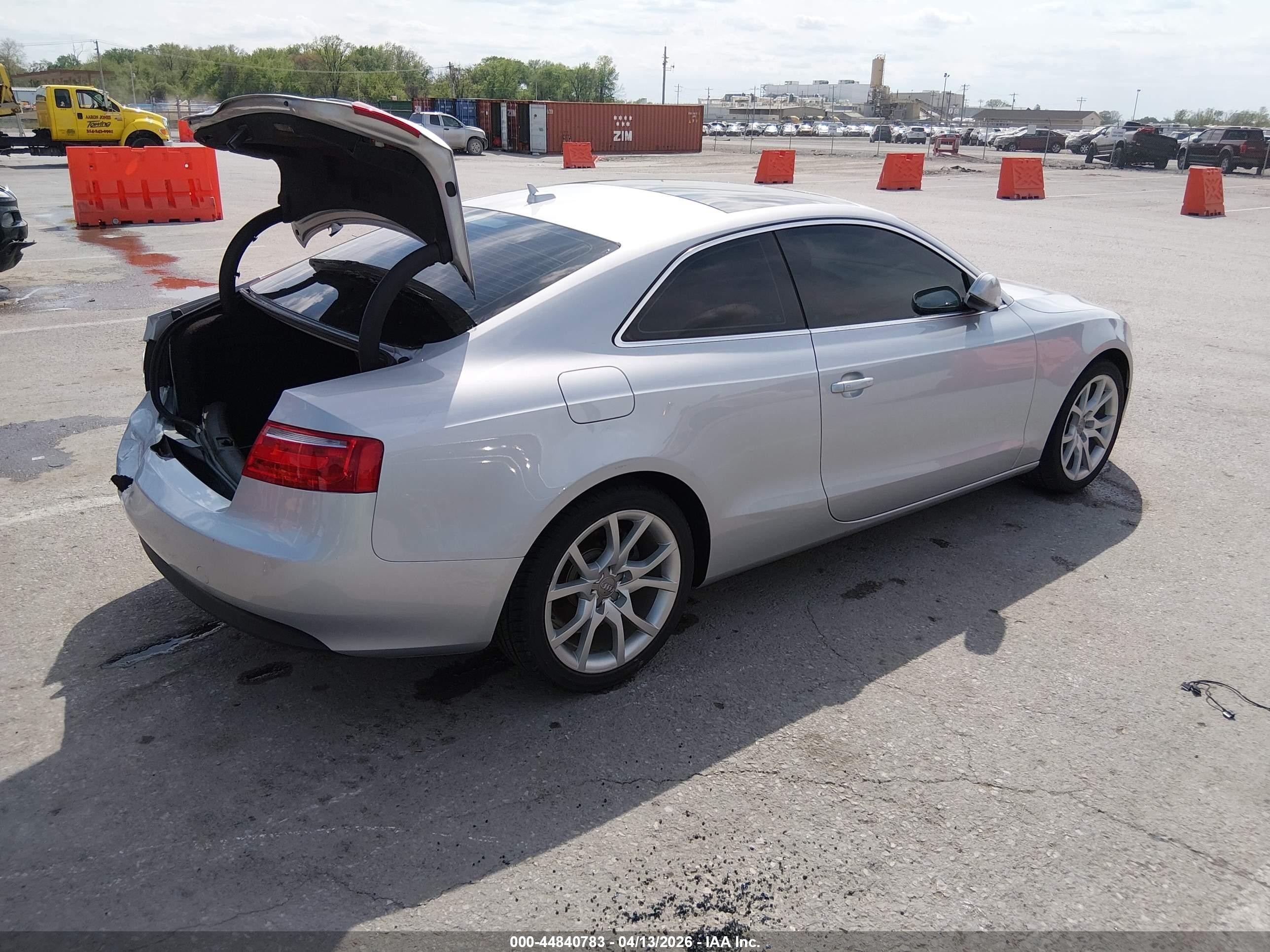 2012 Audi A5 2.0t Premium Silver vin: WAUCFAFR0CA002849