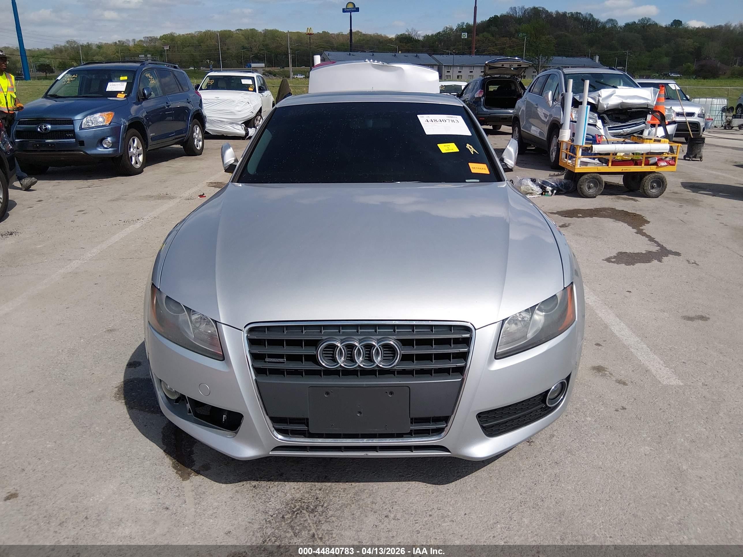 2012 Audi A5 2.0t Premium Silver vin: WAUCFAFR0CA002849